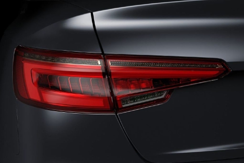 HELLA's innovative lighting solutions on the Audi A4