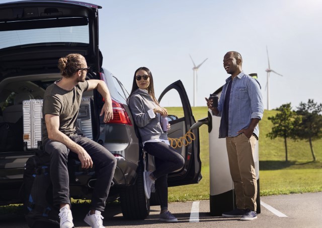 Renewable energy and circularity are driving the automotive circular economy.